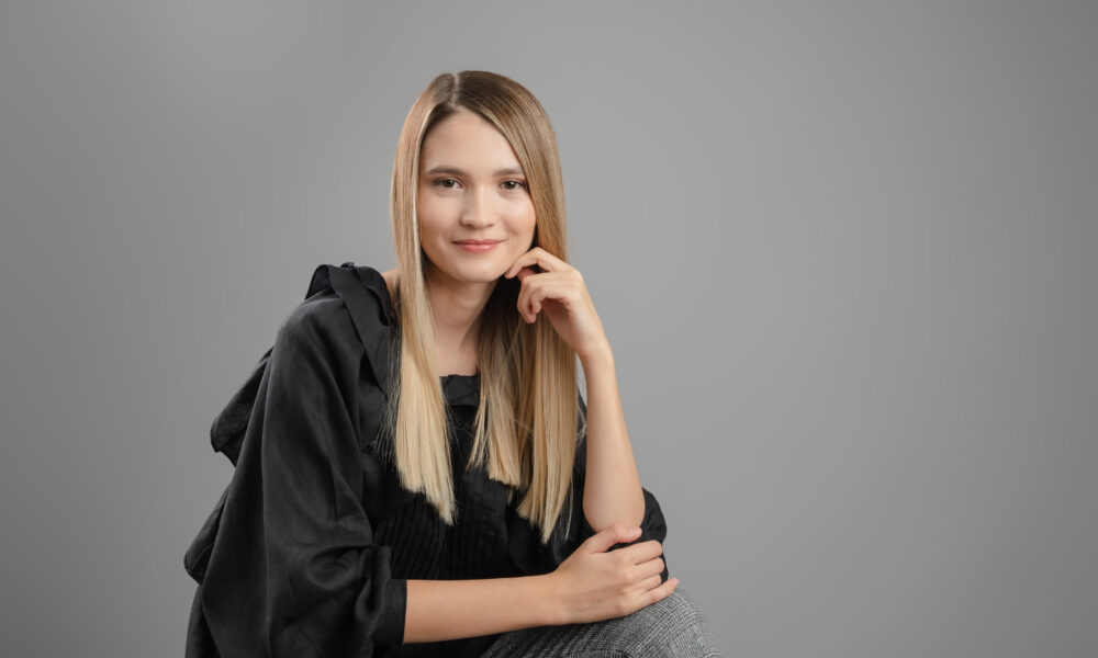 Educația financiară și sustenabilitatea, tot ce te interesează este prezentat pe aplicația Savelit
