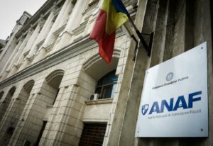 Fără arme de foc pentru inspectorii antifraudă din ANAF. Modificări importante