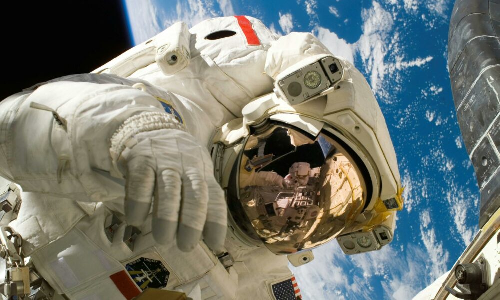 SpaceX face istorie. Astronauții civili din misiunea Polaris au ieșit în spațiu