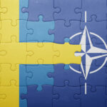 Suedia a devenit oficial membru NATO