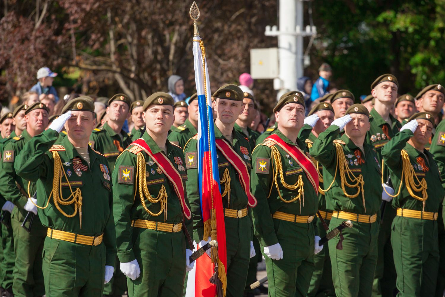 Armata rusă anunță o nouă campanie de recrutare!