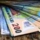 Românii cu venituri modeste beneficiază de bani de la stat