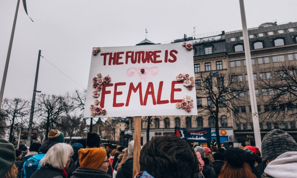 Evoluția statutului femeilor în România. Lupta pentru egalitatea de gen de-a lungul istoriei