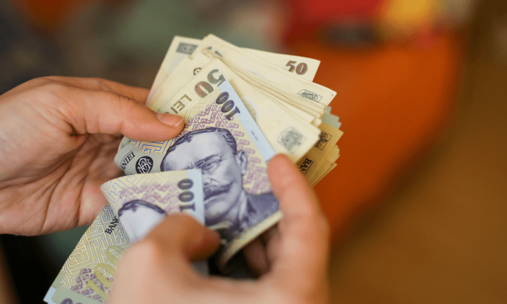 Costul orar pentru mâna de lucru a crescut cel mai mult în România