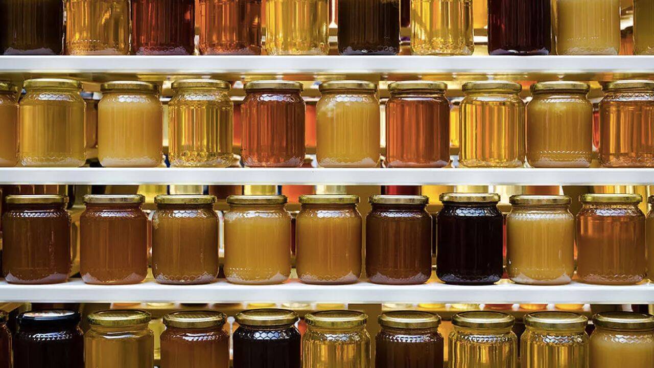 Analize pentru mierea importată din afara UE. România propune construirea unui laborator de referință