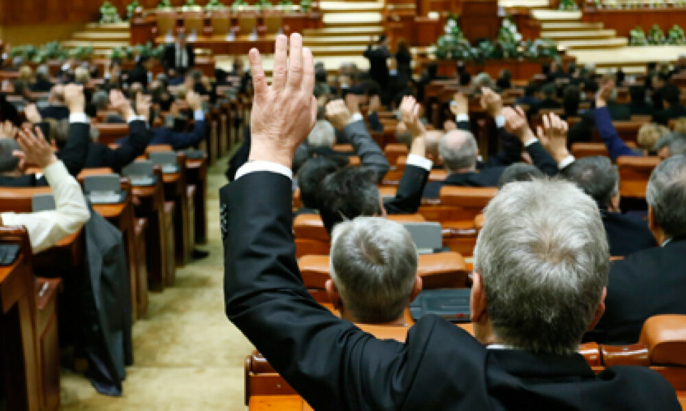 O nouă lege! Plafonarea a dobânzilor pentru creditele acordate de IFN