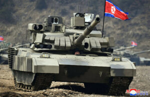 Kim Jong-un dezvăluie și testează un nou tanc de luptă