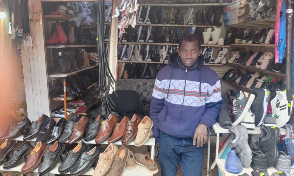 ”Antreprenor de Obor”. Mulsulmanul care iubește creștinii. Ansuman Touray, fugit din calea războiului, ajuns antreprenor la București