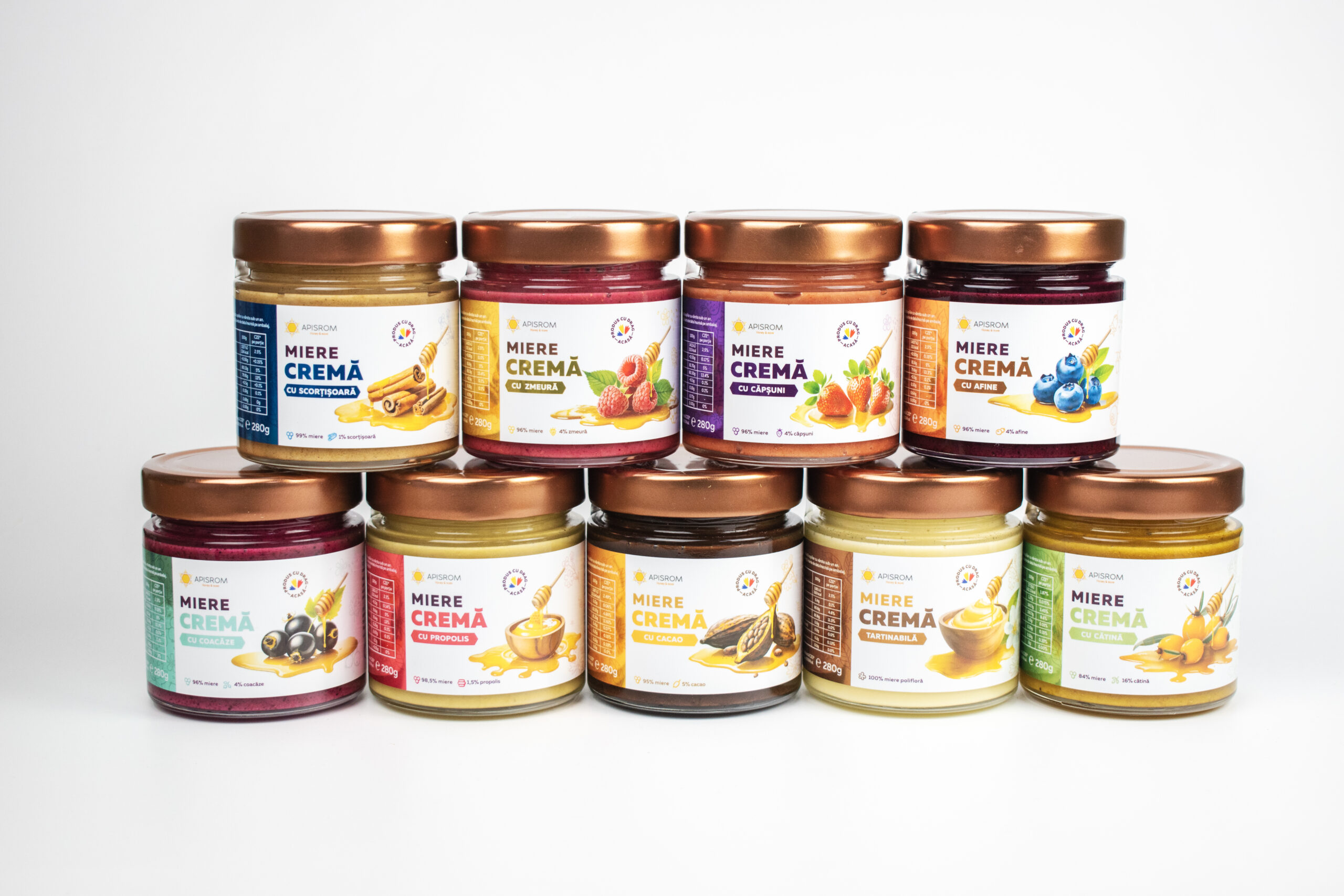 Gama miere cremă este una dintre cele mai populare în rândul produselor Apisrom (Sursă foto: arhiva companiei)