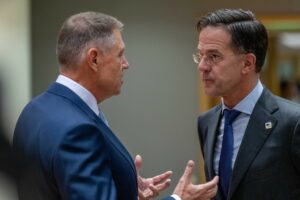 Mark Rutte, și Iohannis, doi oponenți pentru șefia NATO