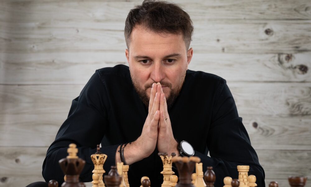 Picătura de business. Robert Trandafir de la Gun Media sau cum să îți crești business-ul „cu ce ai în frigider”