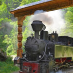 Cât te costă o călătorie în istorie? Mocănița, o importantă atracție în minivacanța de Paște
