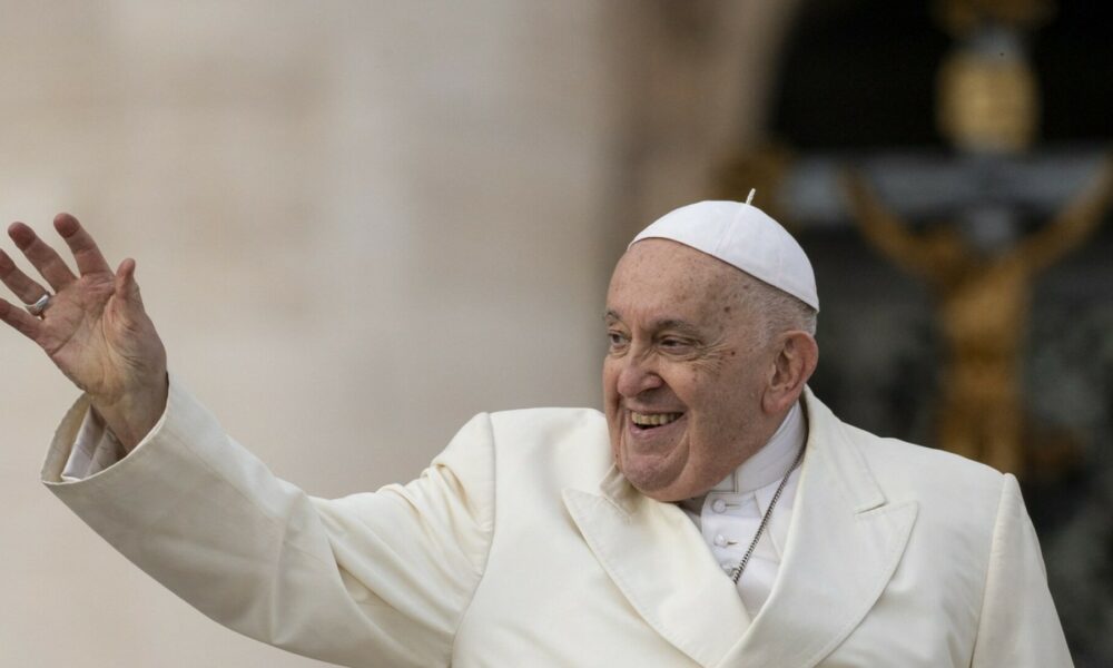 Vaticanul îl critică pe Trump. Papa Francisc nu este de acord cu inițiativele republicanului
