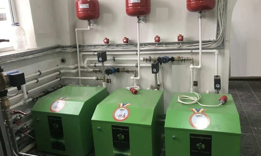 Deputaţii au modificat şi completat Legea privind performanţa energetică a clădirilor