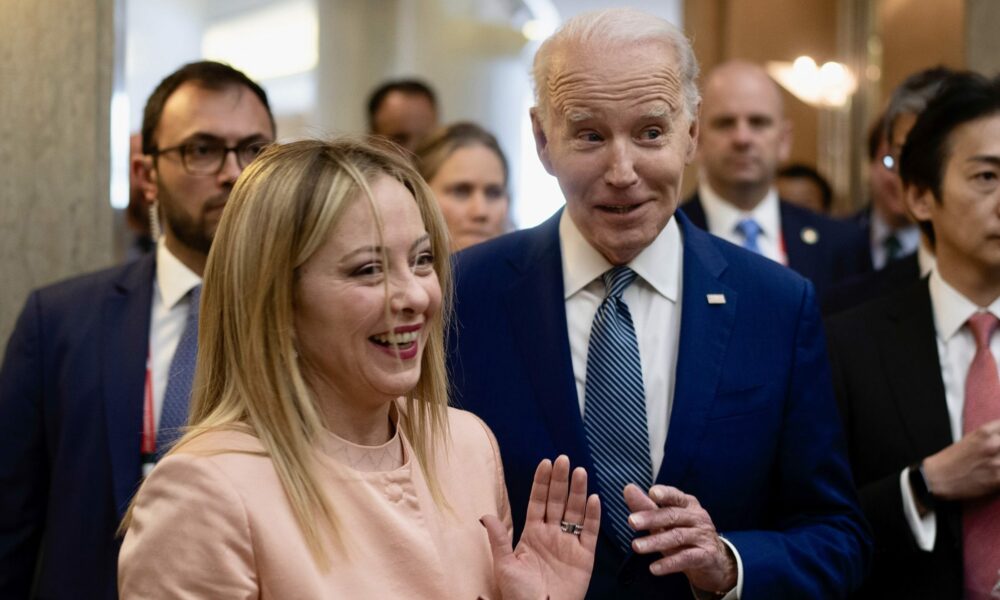 Cum îl poate salva Meloni pe Biden? Liderul american, gafe pe bandă rulandă