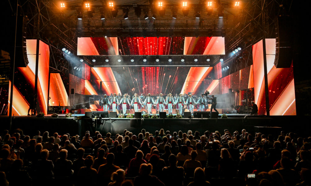 Festivalul Național al Cântecului și Dansului Popular Românesc „Mamaia” 2024 a revenit după o pauză de 12 ani
