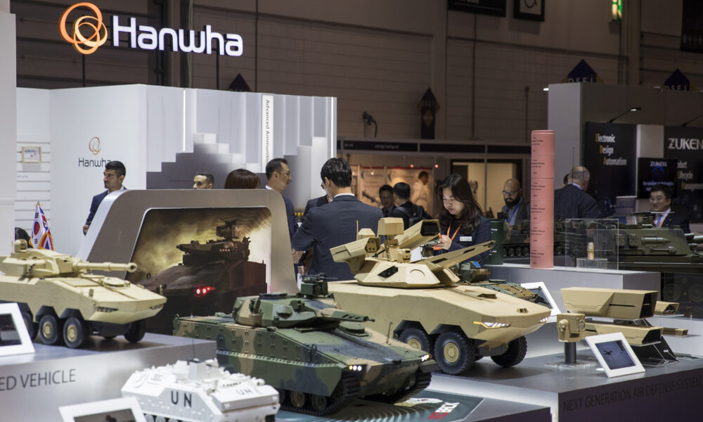 Armament nou pentru Româna. Hanwha Aerospace va construi o fabrică de blindate