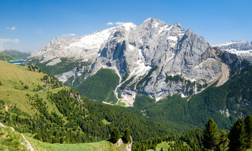 Ghețarul Marmolada din Italia ar putea dispărea până în 2040. Din ce cauza s-ar întâmpla acest lucru
