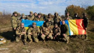 Românii care luptă în Ucraina cred că „mergem spre un război uriaș, mondial, în foarte scurt timp”