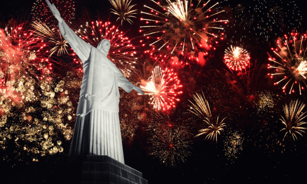 Din Islanda în Brazilia și până în Thailanda. Cum s-a petrecut de Revelion în lume