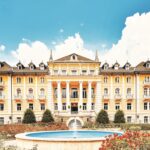 Hotelul Împărătesei Sissi din Levico Terme, din nou la licitație. Prețul este mai mic de această dată