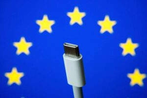 Încărcătoarele USB-C devin obligatorii în UE. Decizia a fost adoptată de Comisia Europeană