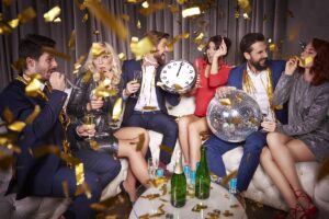 Airbnb implementează tehnologia „antiparty”. Metoda prin care se previn petrecerile de Revelion