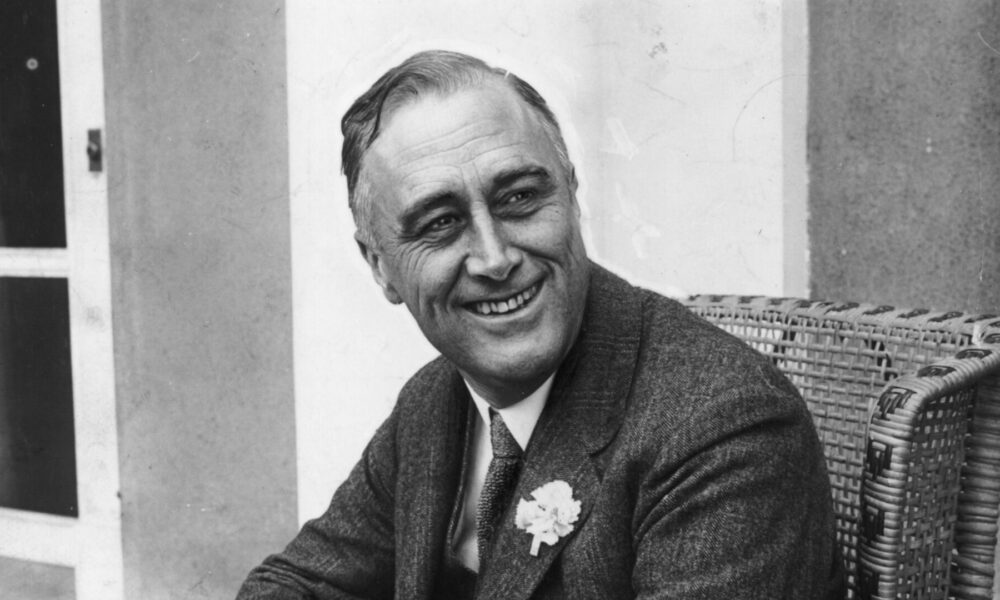 Azi în istorie, 19 ianuarie: Roosevelt îi trimite un mesaj regelui britanic prin prima comunicare publică bidirecțională