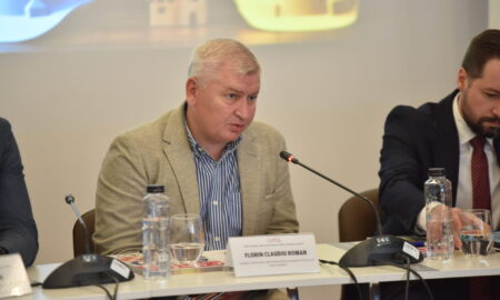 Florin Claudiu Roman, deputat PNL de Alba și fost ministru al Cercetării, Inovării și Digitalizării (în Guvernul Nicolae Ciucă, între 25 noiembrie și 15 decembrie 2021), ocupă în prezent funcția de președinte al Comisiei pentru administrație publică și amenajarea teritoriului din Camera Deputaților. (sursă foto: arhivă Capital)