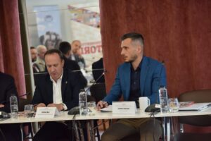 ără specialiști, fără reglementări, fără garanții