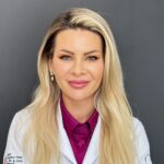 Dr. Alexandra Filip, fondatoarea  deschis Beauty Concept Clinic, din Cluj, a primit în cadrul evenimentului din 19 iunie „Premiu pentru profesionalism și leadership medical în domeniul esteticii”.  (sursă foto: arhiva companiei)