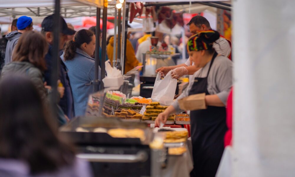 Magia food fest-urilor! Cum schimbă gustul, obiceiurile și economia festivalurile culinare